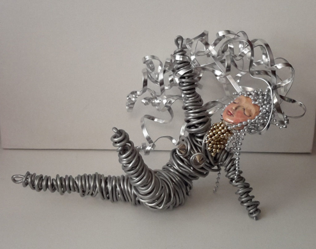 01.11.19-sitting-curley